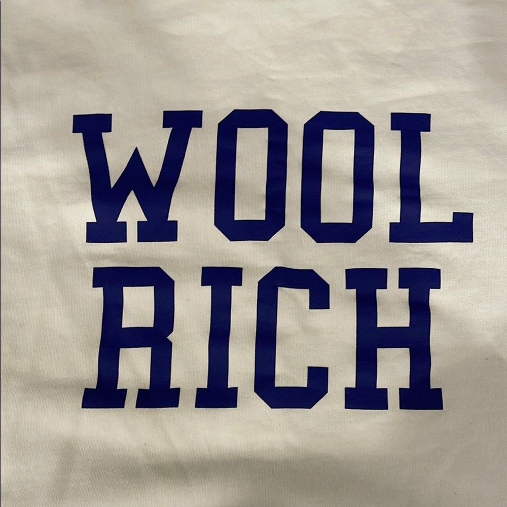 Woolrich Cream and Blue Graphic sweatshirt
